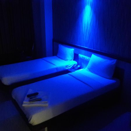Hotel Naivedya Аурангабад Экстерьер фото